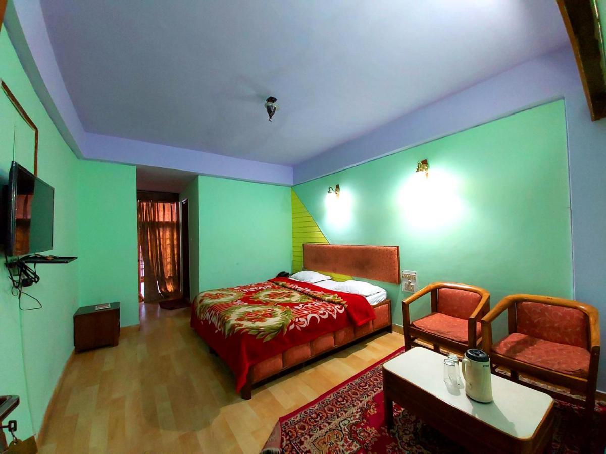 Hotel Radhe Continental 奈尼塔尔 外观 照片