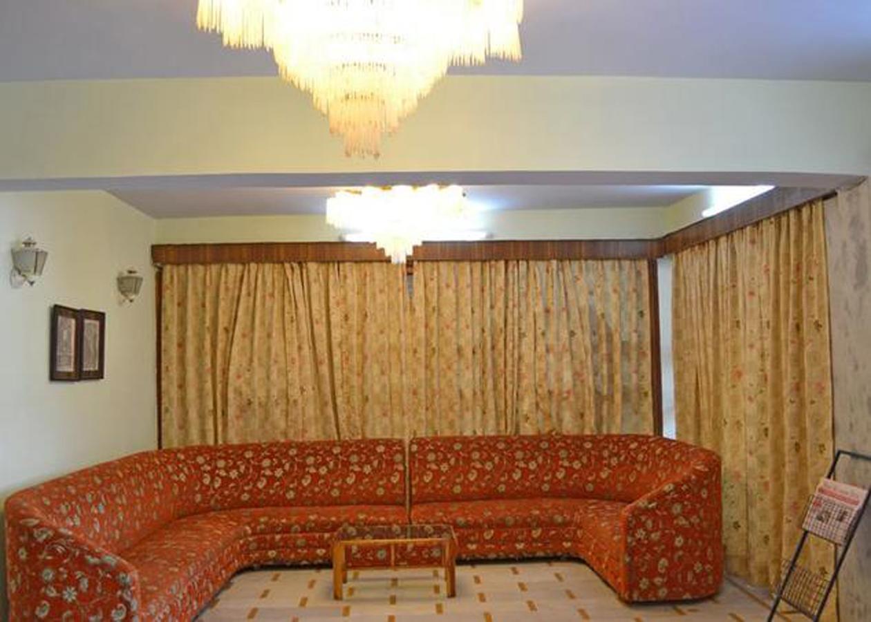Hotel Radhe Continental 奈尼塔尔 外观 照片