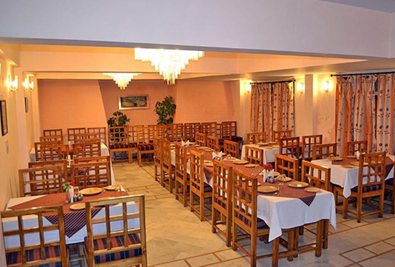 Hotel Radhe Continental 奈尼塔尔 外观 照片