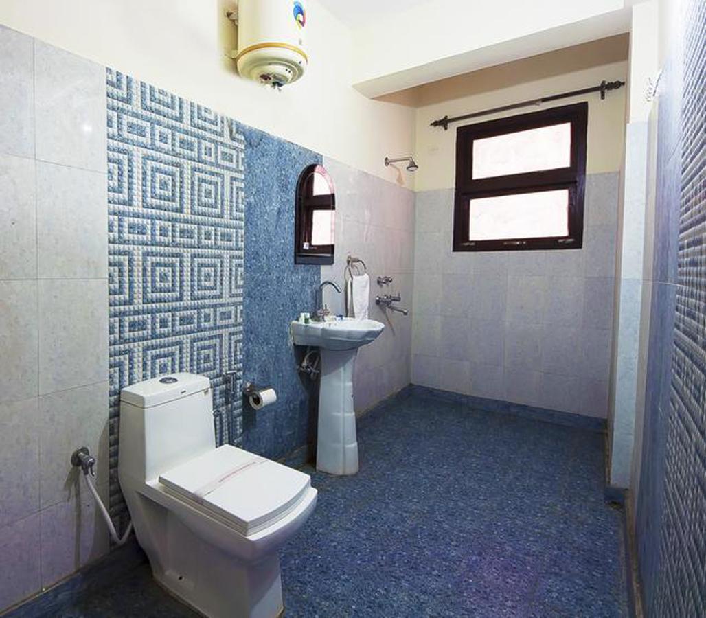 Hotel Radhe Continental 奈尼塔尔 外观 照片